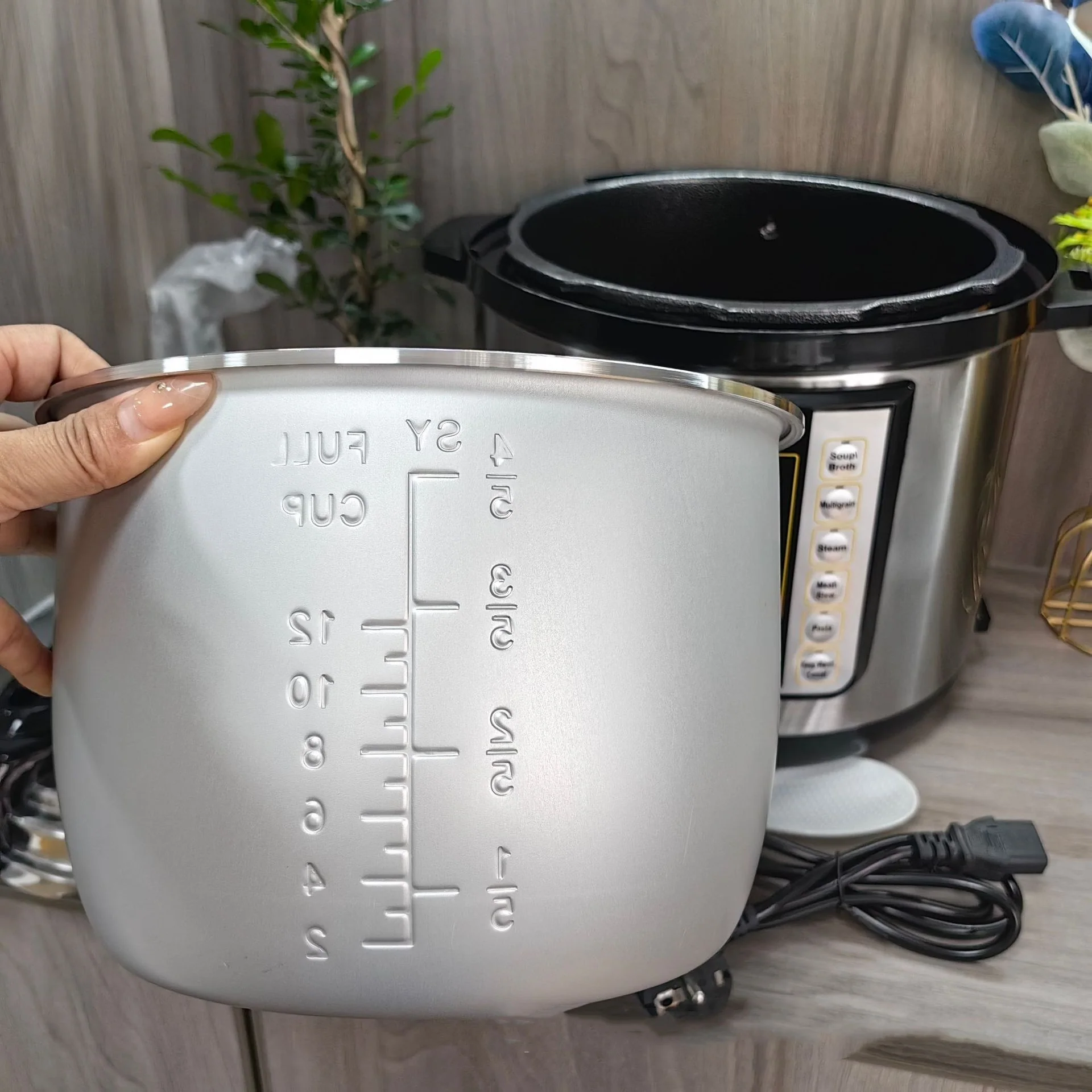 6L Electric Pressure Cooker Multi-functional Large Capacity Rice Cooker - Image 3