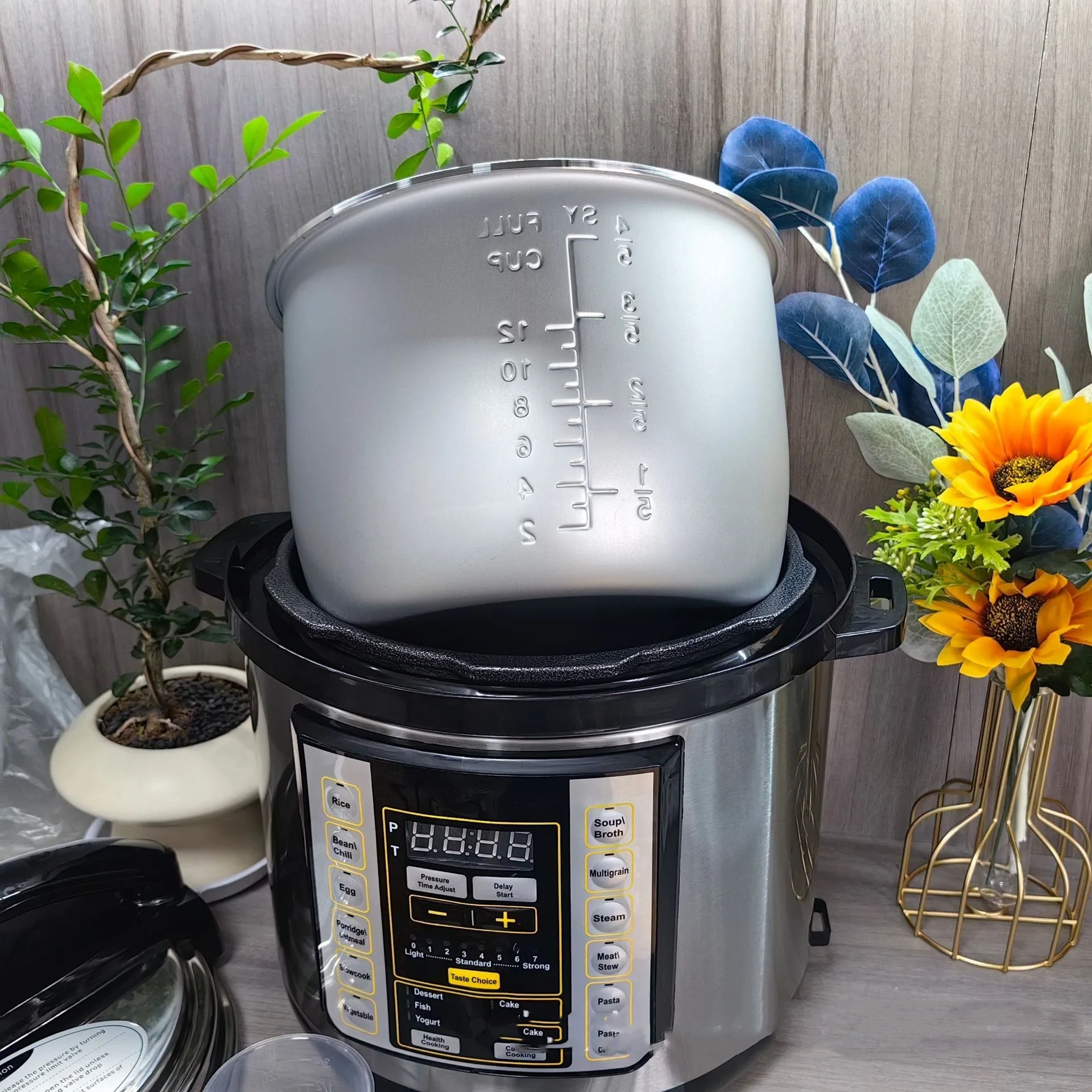 6L Electric Pressure Cooker Multi-functional Large Capacity Rice Cooker - Image 5