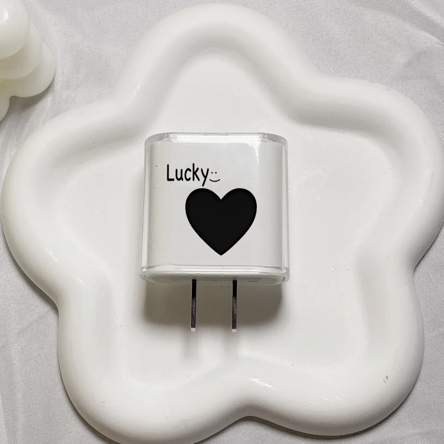 Lucky Black Heart Charger and Data Cable Protective Case – Stylish Protection for Apple Devices - Image 4
