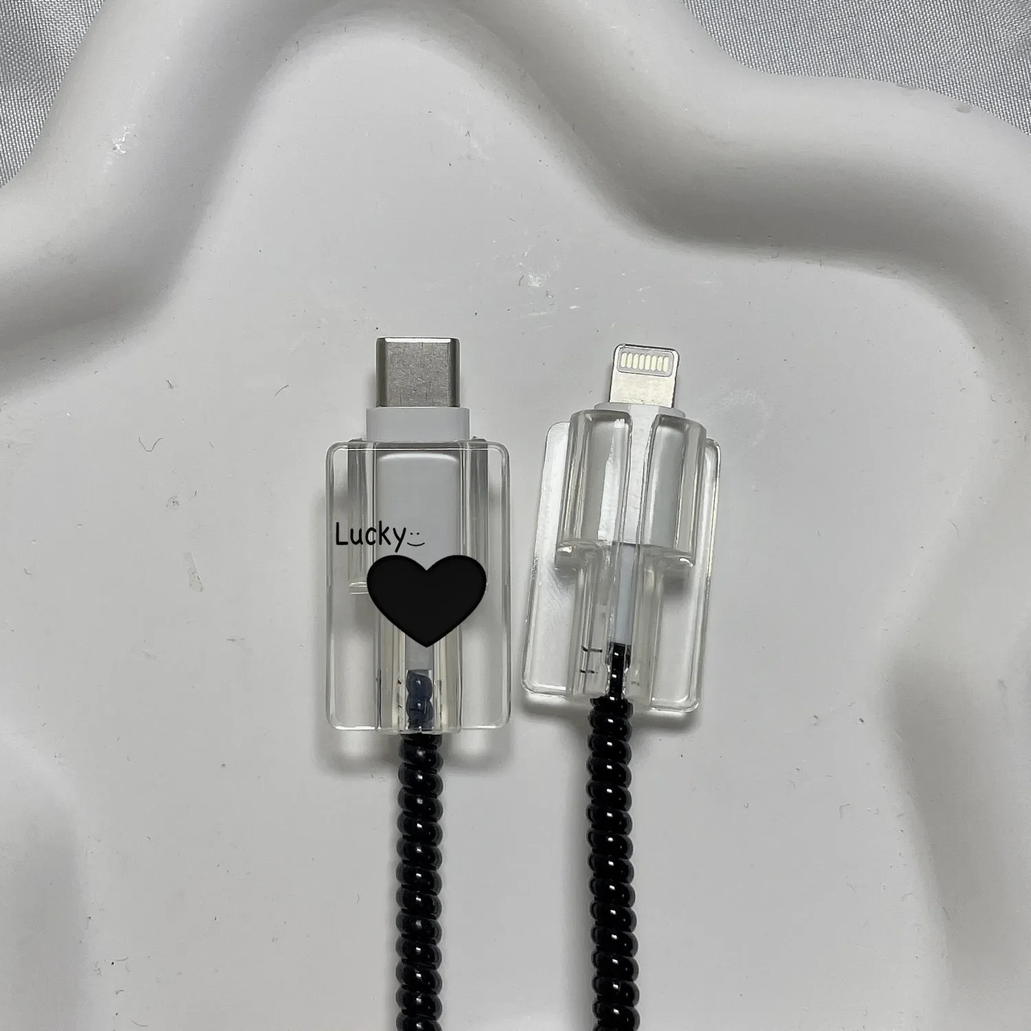 Lucky Black Heart Charger and Data Cable Protective Case – Stylish Protection for Apple Devices - Image 5